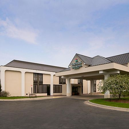 Quality Inn & Suites Saginaw Kültér fotó