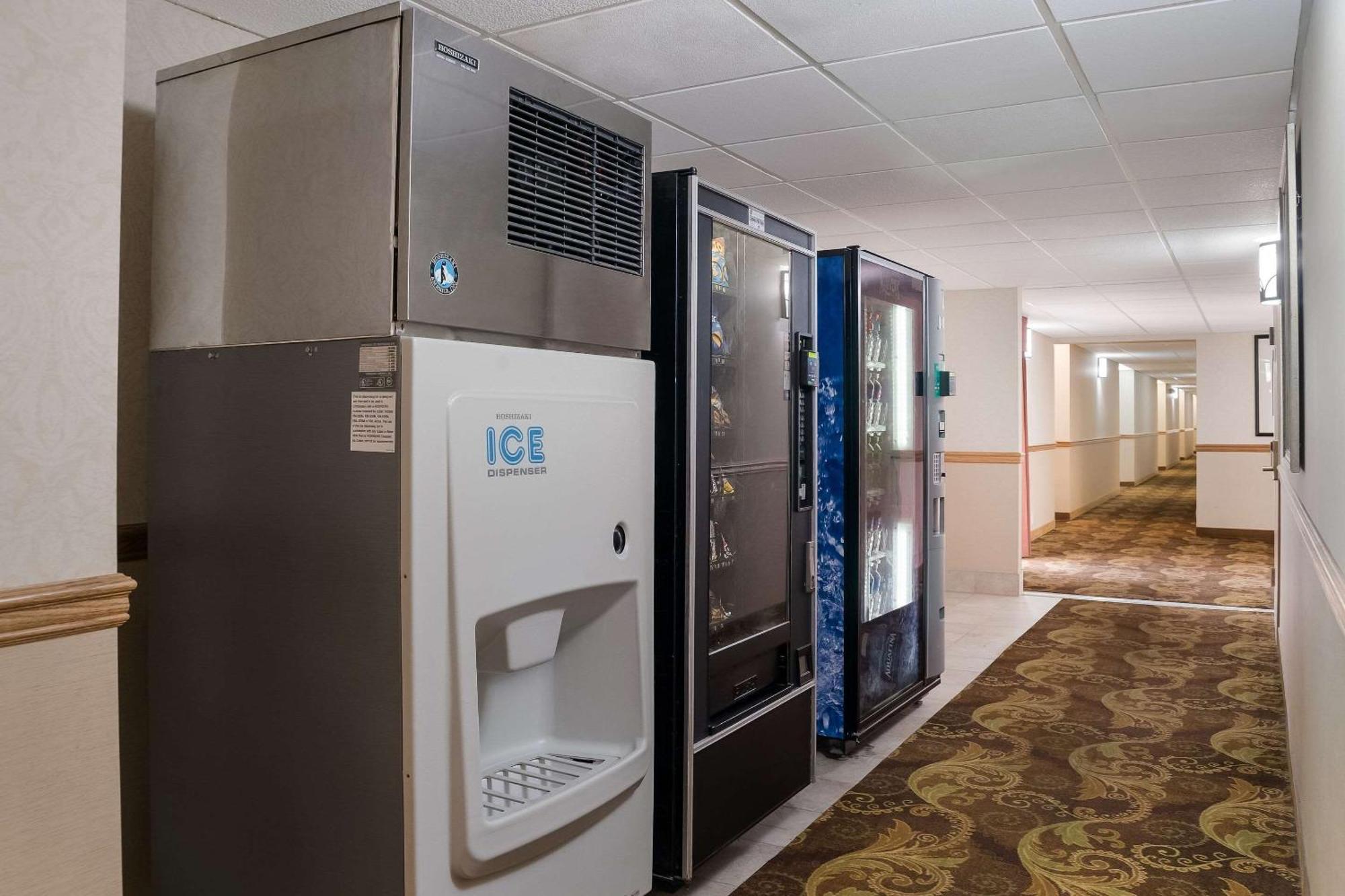 Quality Inn & Suites Saginaw Kültér fotó
