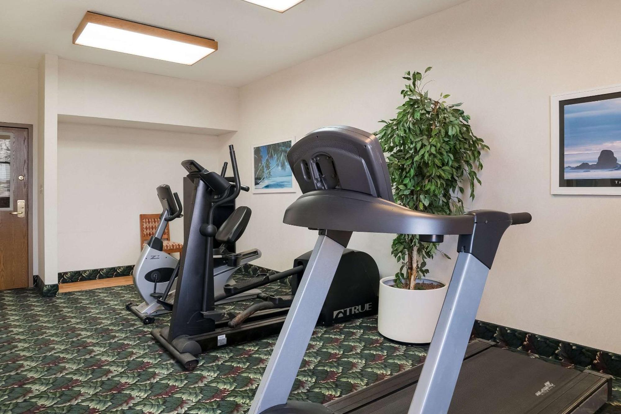 Quality Inn & Suites Saginaw Kültér fotó