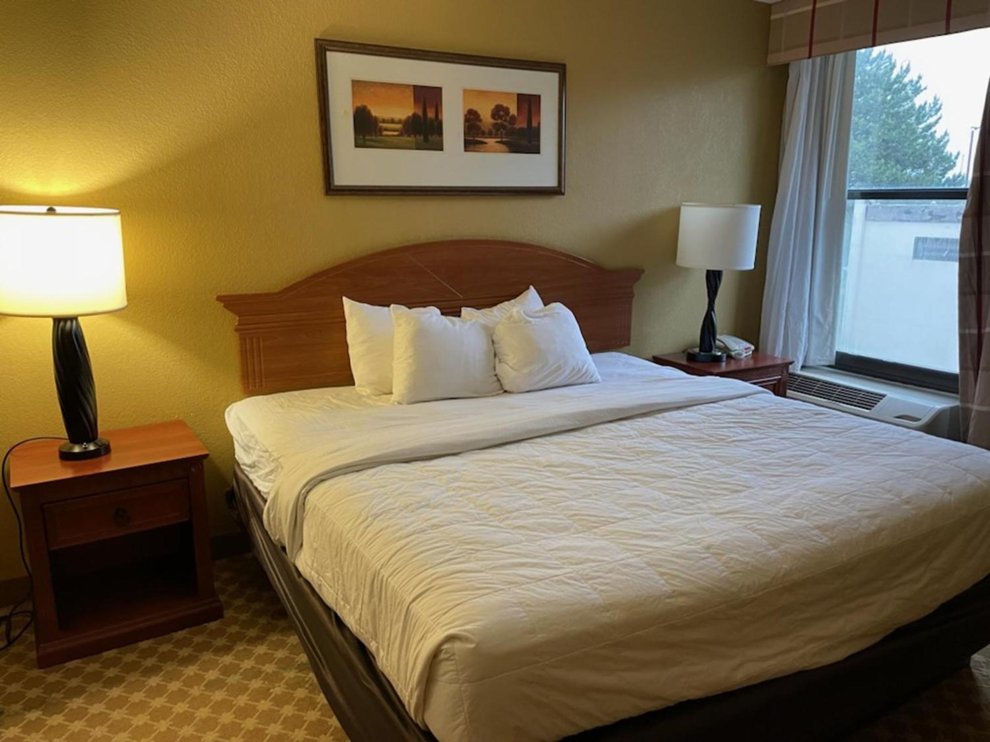 Quality Inn & Suites Saginaw Kültér fotó